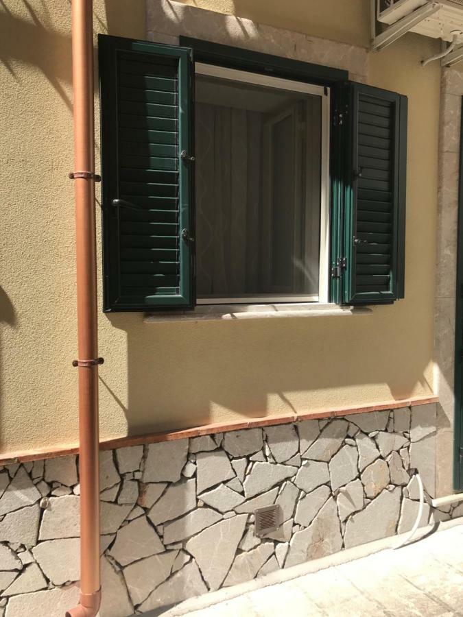 מצאו Largo Cannizzaro Apartments מראה חיצוני תמונה